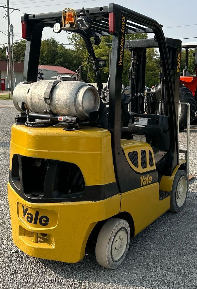 image for item DR2588 Yale GLC050VXNESE083 forklift