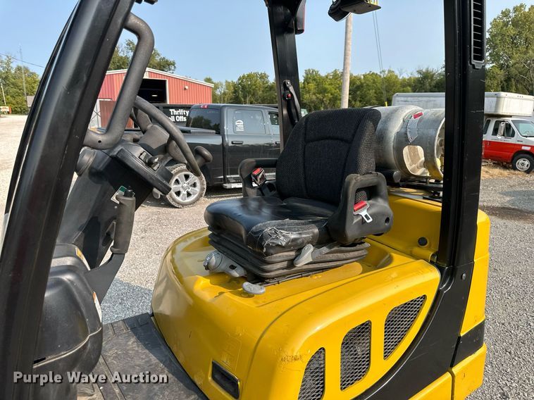 image for item DR2588 Yale GLC050VXNESE083 forklift