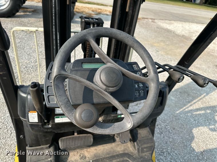 image for item DR2588 Yale GLC050VXNESE083 forklift