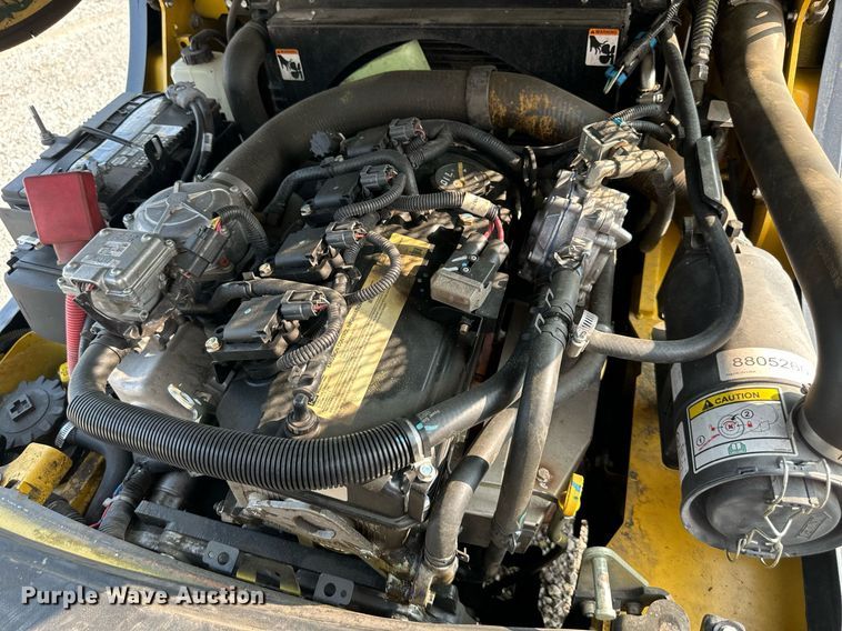 image for item DR2588 Yale GLC050VXNESE083 forklift