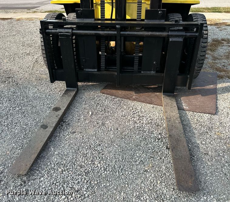 image for item DR2589 Wiggins  WG156YPT2 forklift