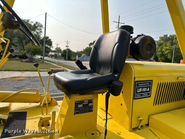 image for item DR2589 Wiggins  WG156YPT2 forklift