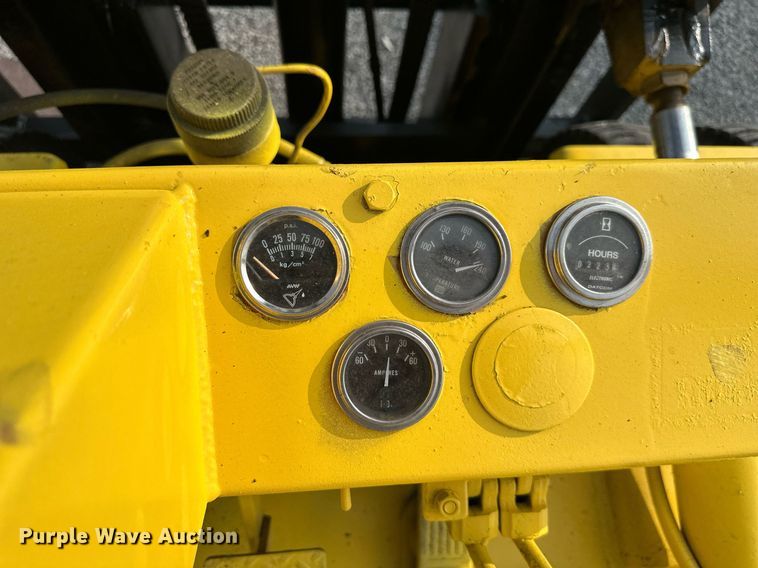 image for item DR2589 Wiggins  WG156YPT2 forklift