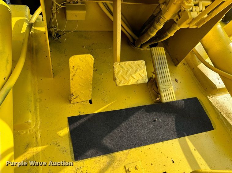 image for item DR2589 Wiggins  WG156YPT2 forklift