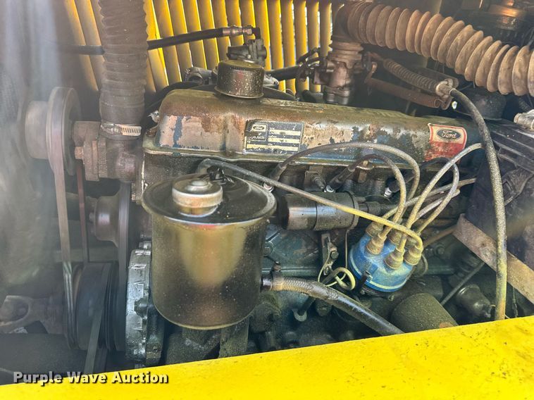 image for item DR2589 Wiggins  WG156YPT2 forklift