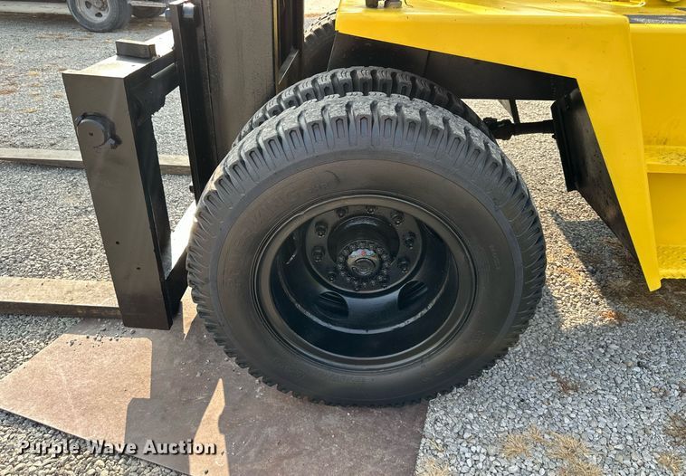 image for item DR2589 Wiggins  WG156YPT2 forklift