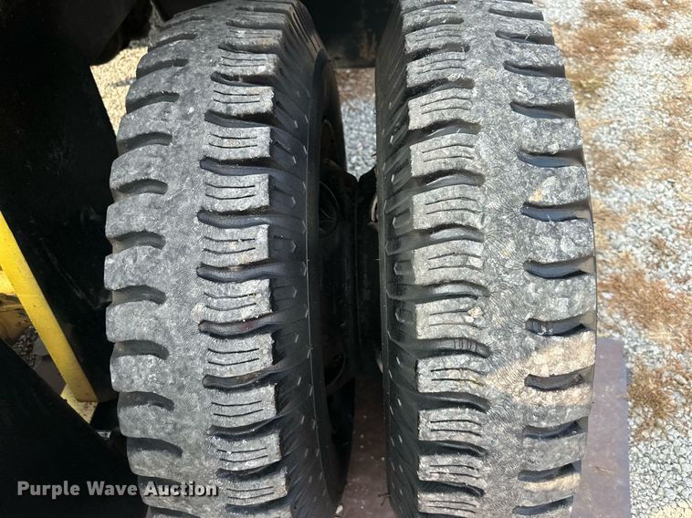 image for item DR2589 Wiggins  WG156YPT2 forklift