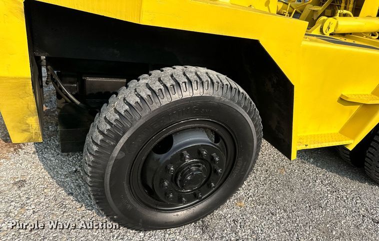 image for item DR2589 Wiggins  WG156YPT2 forklift