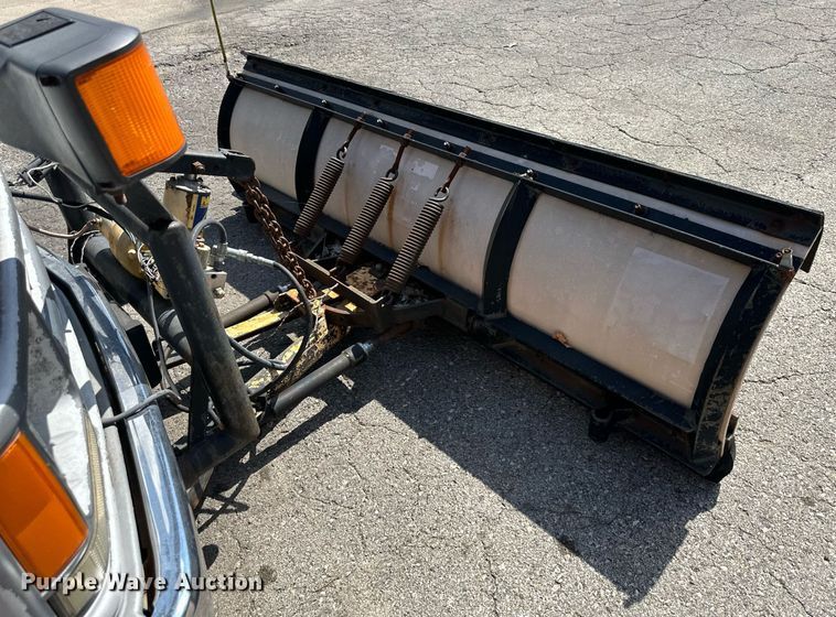 image for item DR2643 1998 Chevrolet  K3500 utility bed pickup truck