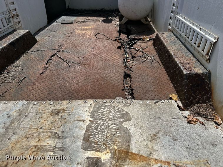 image for item DR2643 1998 Chevrolet  K3500 utility bed pickup truck