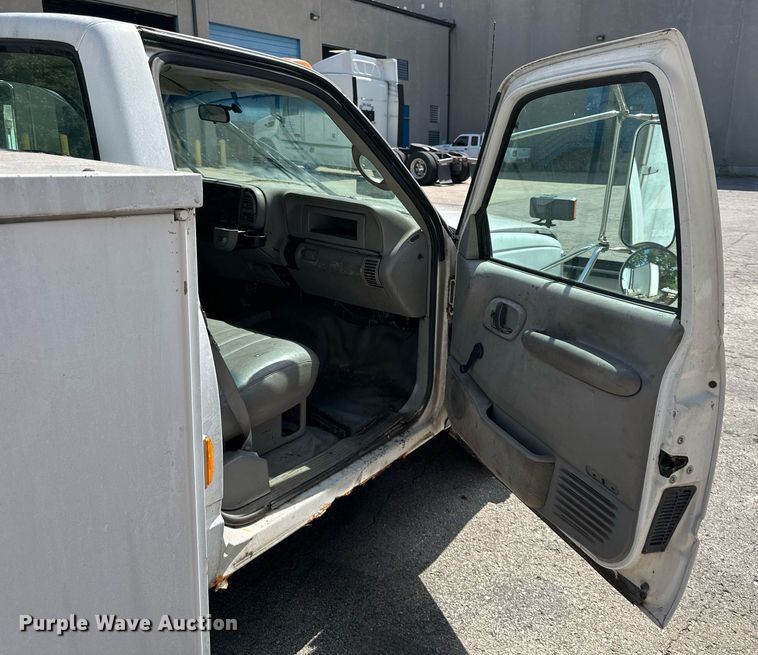 image for item DR2643 1998 Chevrolet  K3500 utility bed pickup truck