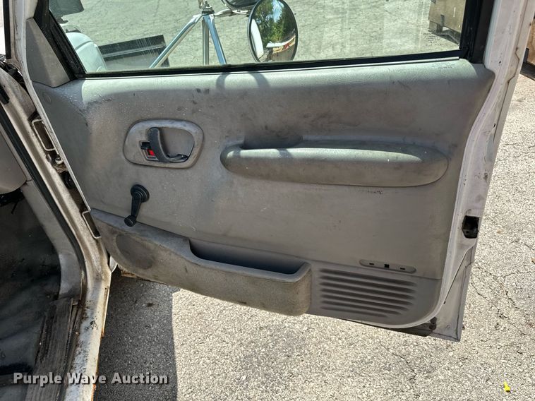 image for item DR2643 1998 Chevrolet  K3500 utility bed pickup truck