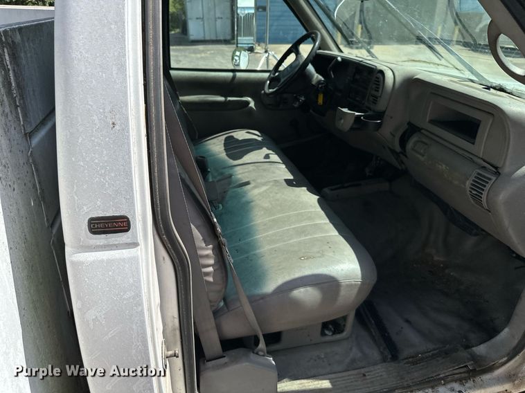 image for item DR2643 1998 Chevrolet  K3500 utility bed pickup truck