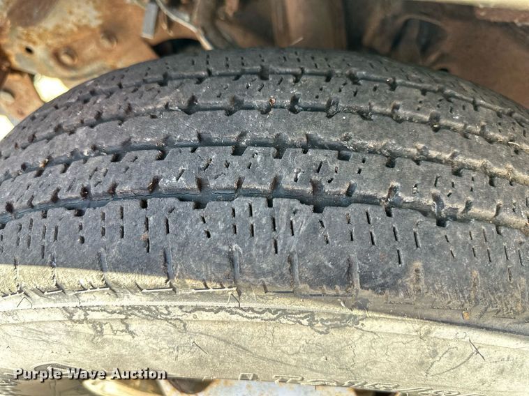 image for item DR2643 1998 Chevrolet  K3500 utility bed pickup truck