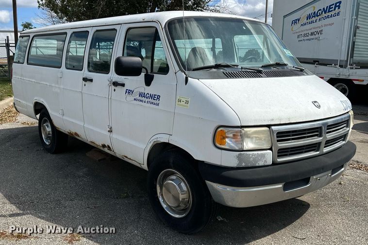image for item DR2645 1997 Dodge  Ram 3500 van