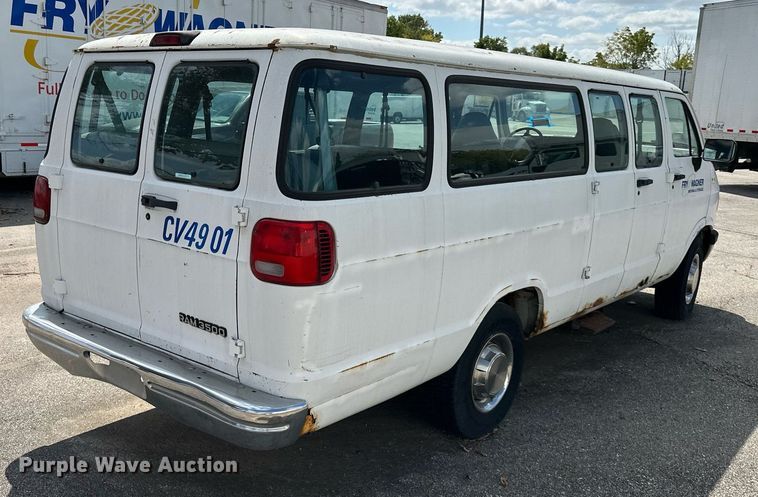 image for item DR2645 1997 Dodge  Ram 3500 van
