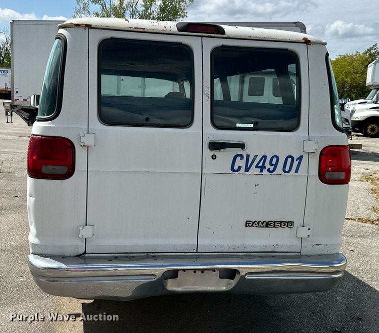 image for item DR2645 1997 Dodge  Ram 3500 van