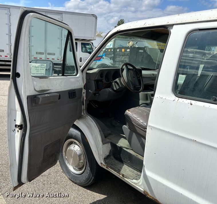 image for item DR2645 1997 Dodge  Ram 3500 van