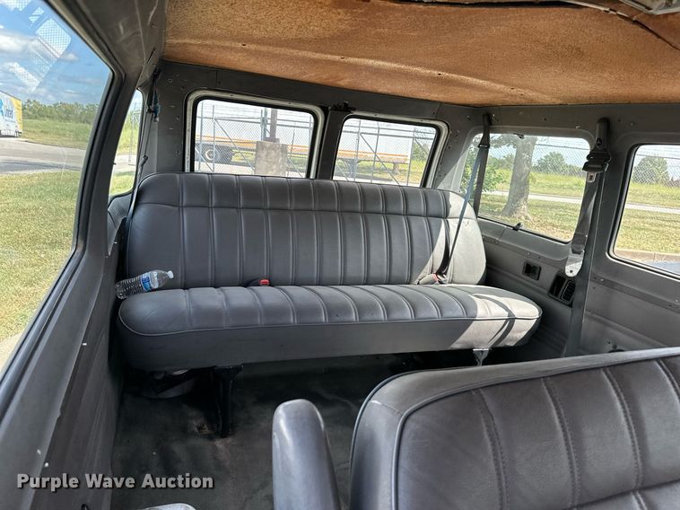 image for item DR2645 1997 Dodge  Ram 3500 van