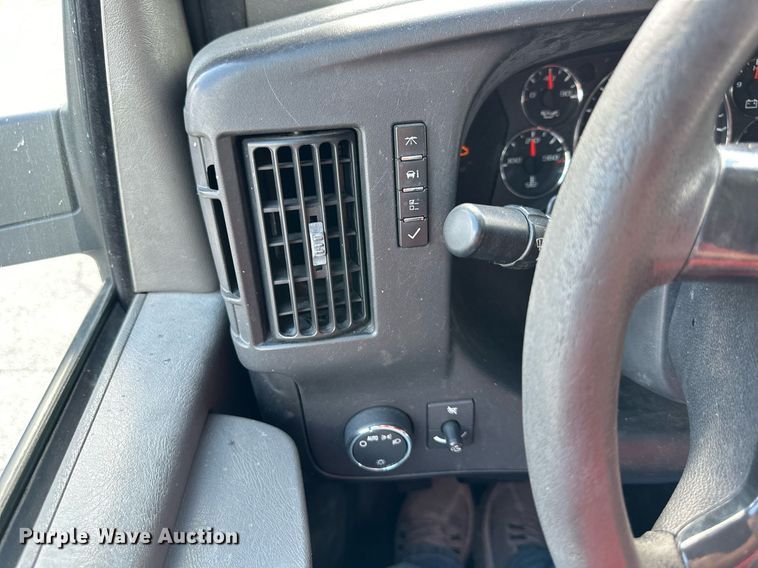 image for item DR2646 2008 Chevrolet  Express 2500  van