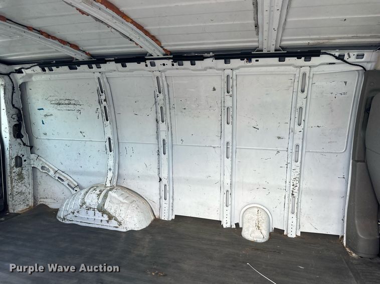 image for item DR2646 2008 Chevrolet  Express 2500  van