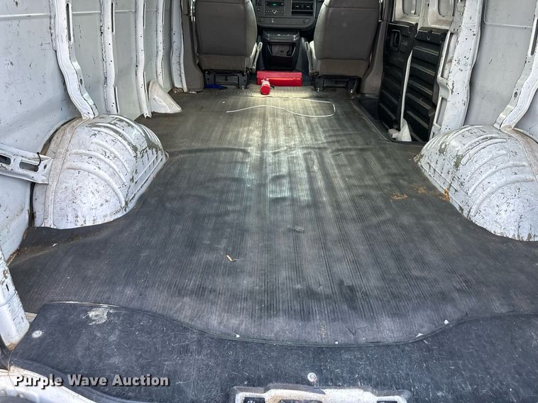 image for item DR2646 2008 Chevrolet  Express 2500  van