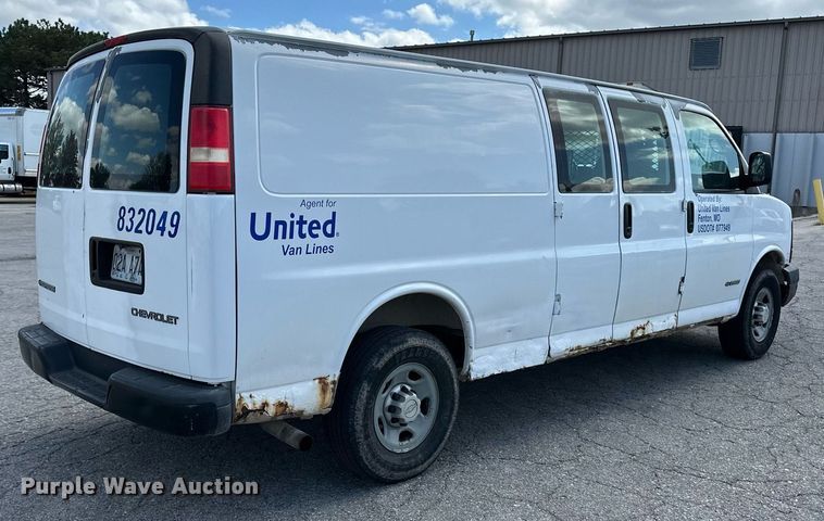 image for item DR2647 2006 Chevrolet  Express 2500 van