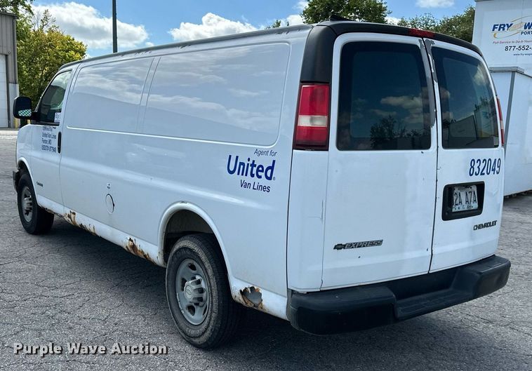image for item DR2647 2006 Chevrolet  Express 2500 van