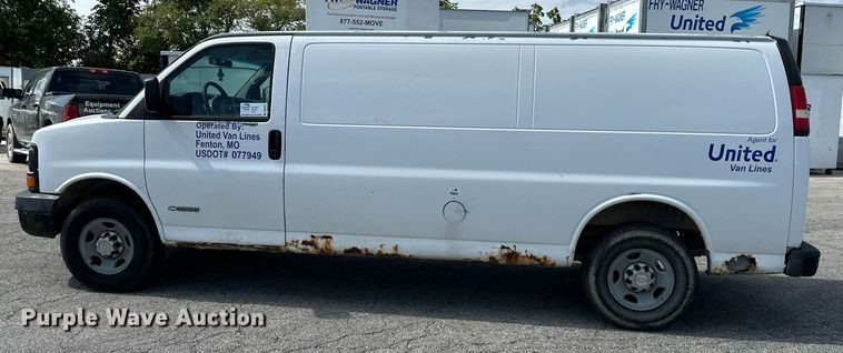 image for item DR2647 2006 Chevrolet  Express 2500 van