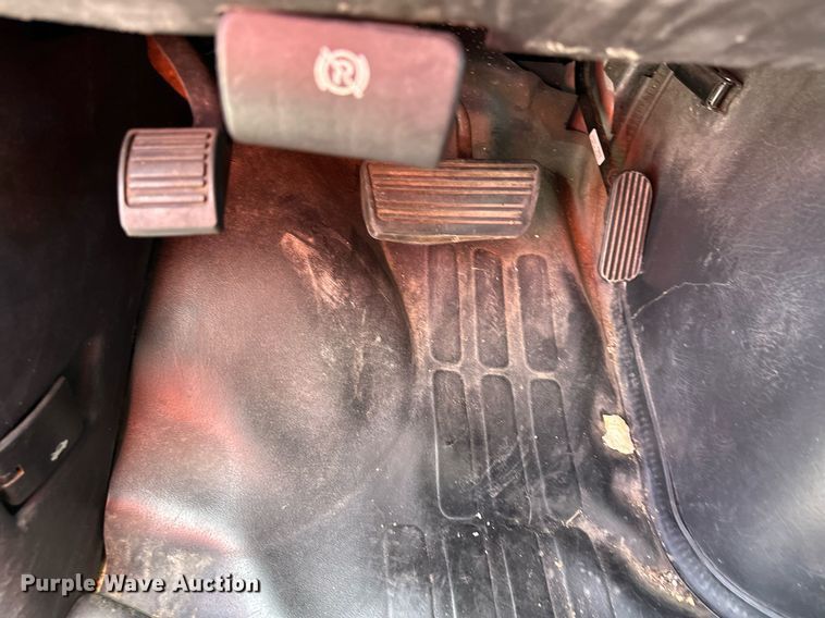 image for item DR2647 2006 Chevrolet  Express 2500 van