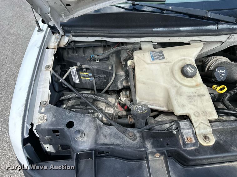 image for item DR2647 2006 Chevrolet  Express 2500 van