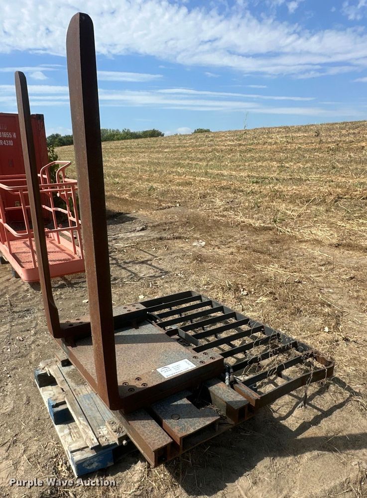 image for item DR2667 Forklift carriage 