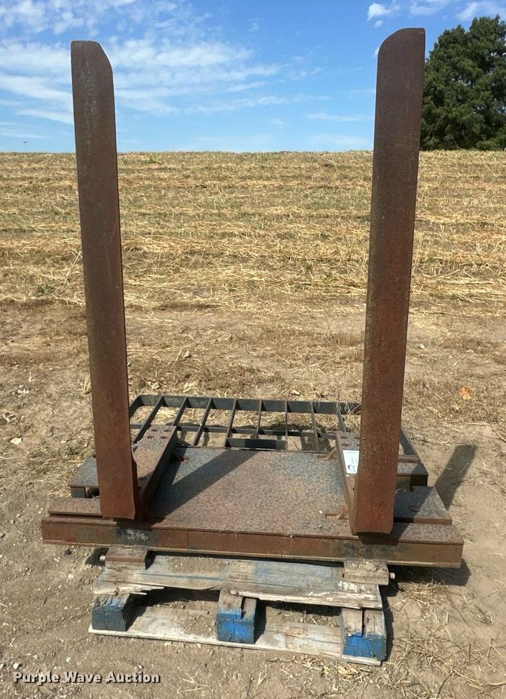 image for item DR2667 Forklift carriage 