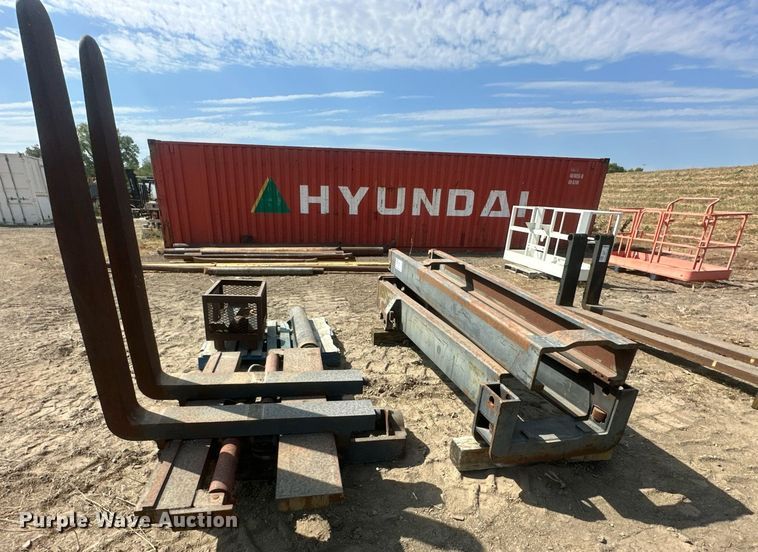 image for item DR2670 Forklift mast 