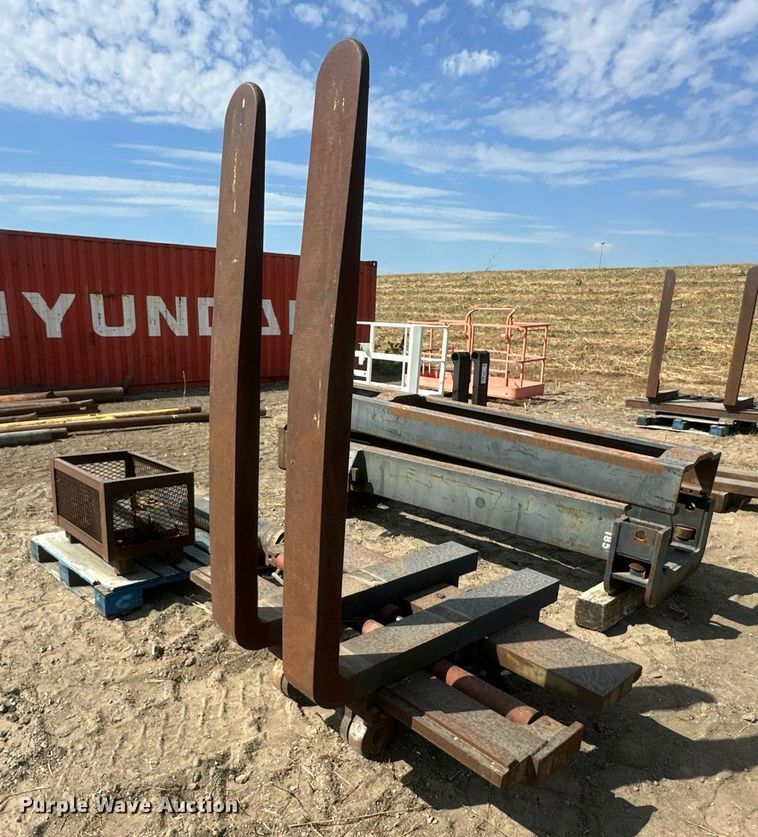 image for item DR2670 Forklift mast 