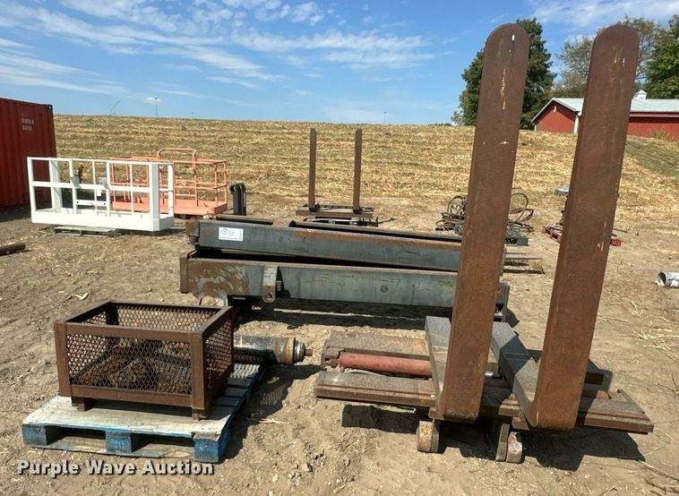 image for item DR2670 Forklift mast 