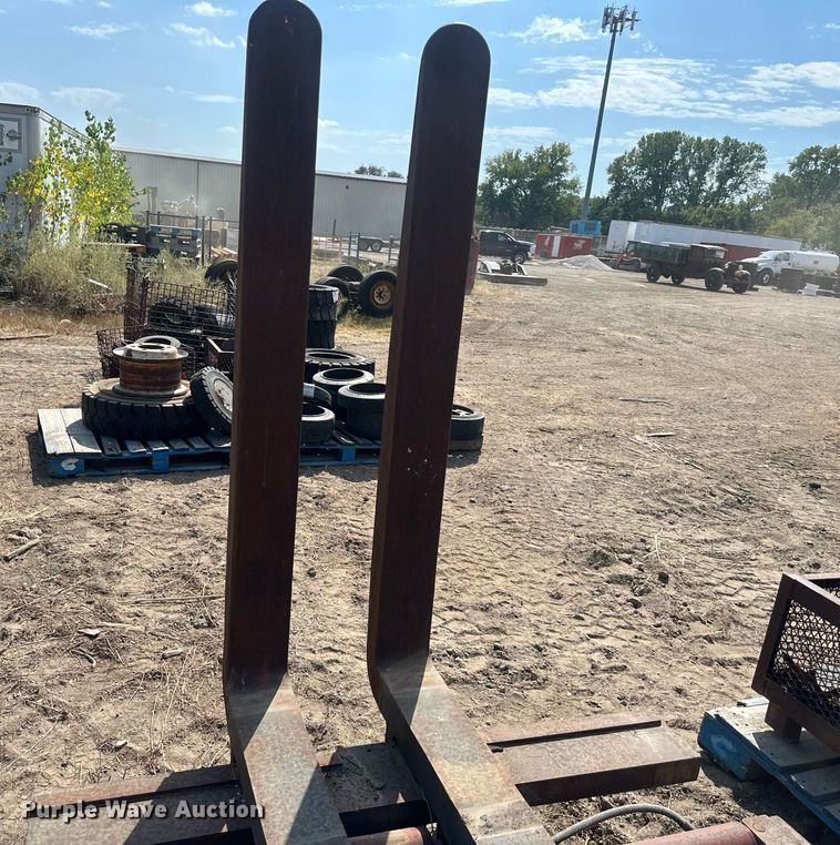 image for item DR2670 Forklift mast 