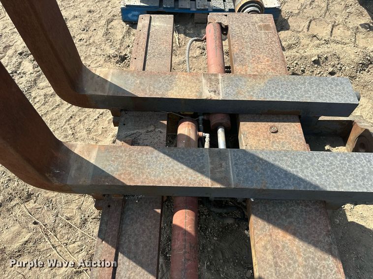 image for item DR2670 Forklift mast 