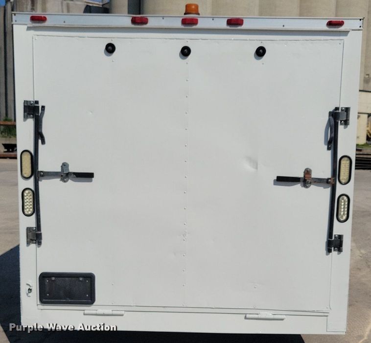 image for item DR4319 2007 Diamond enclosed cargo trailer