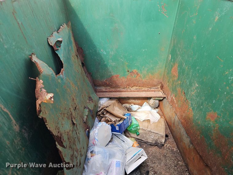 image for item DR8769 (12) dumpsters