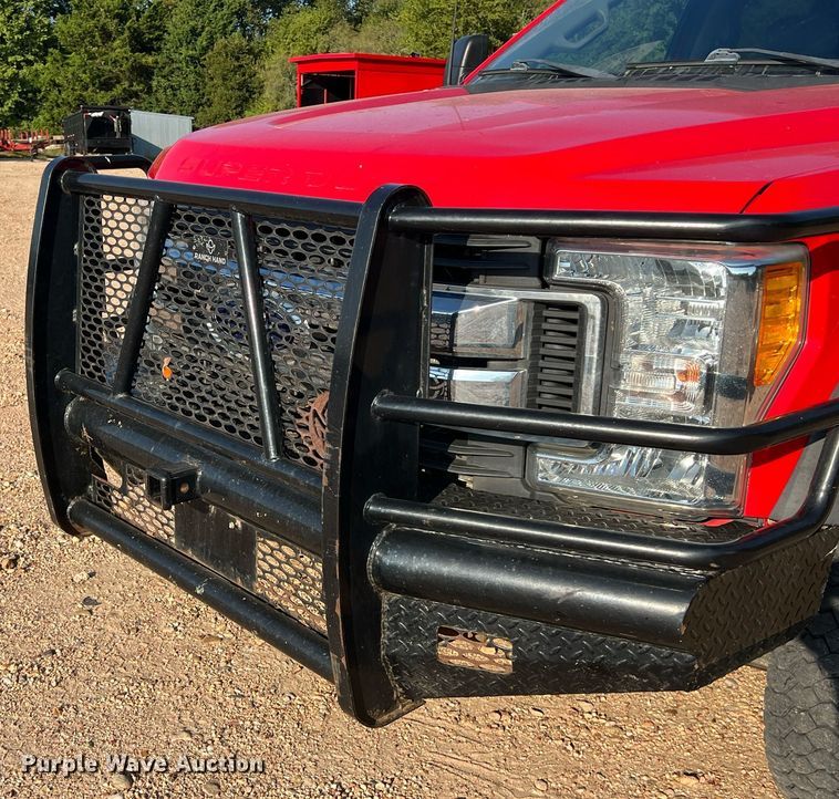 image for item DS3118 2017 Ford F450 Super Duty XLT bale bed truck