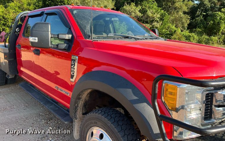 image for item DS3118 2017 Ford F450 Super Duty XLT bale bed truck