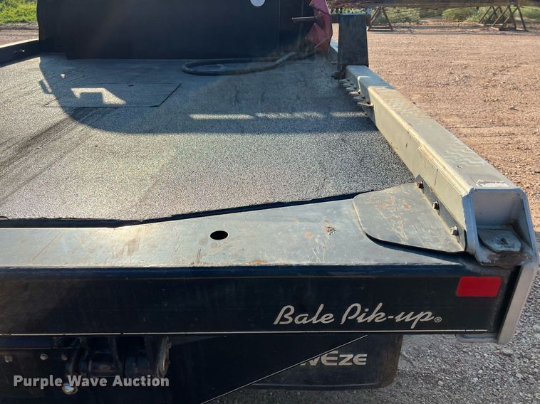 image for item DS3118 2017 Ford F450 Super Duty XLT bale bed truck