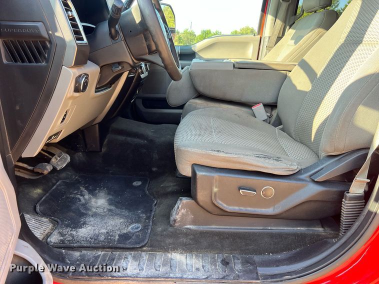 image for item DS3118 2017 Ford F450 Super Duty XLT bale bed truck