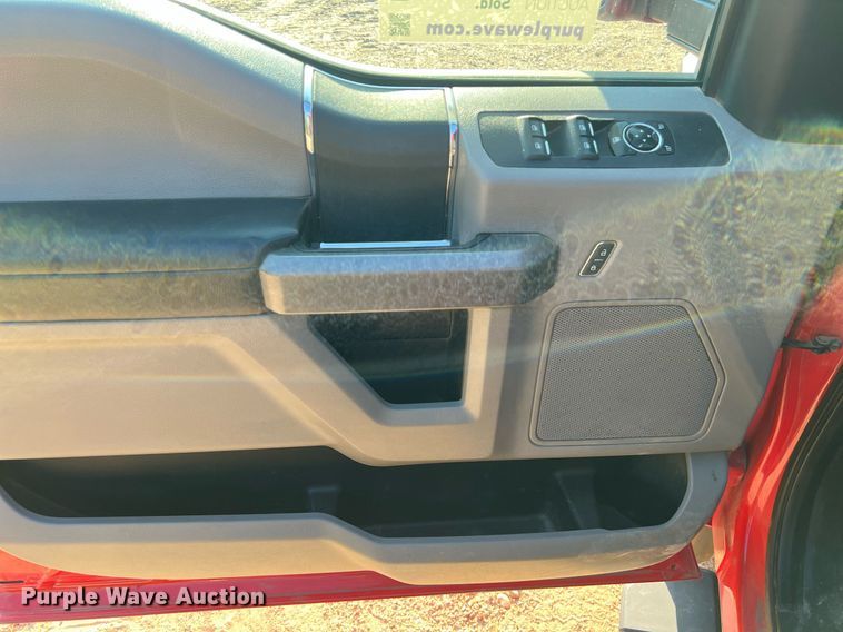 image for item DS3118 2017 Ford F450 Super Duty XLT bale bed truck