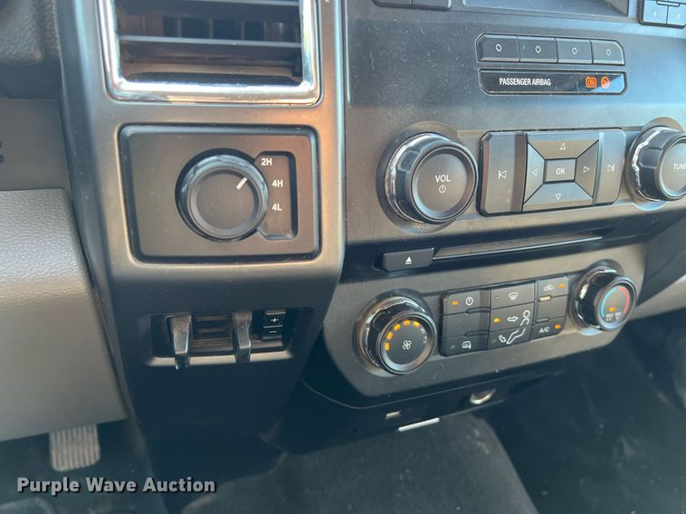 image for item DS3118 2017 Ford F450 Super Duty XLT bale bed truck