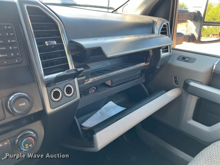 image for item DS3118 2017 Ford F450 Super Duty XLT bale bed truck