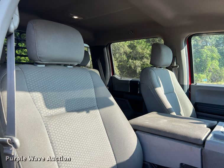 image for item DS3118 2017 Ford F450 Super Duty XLT bale bed truck