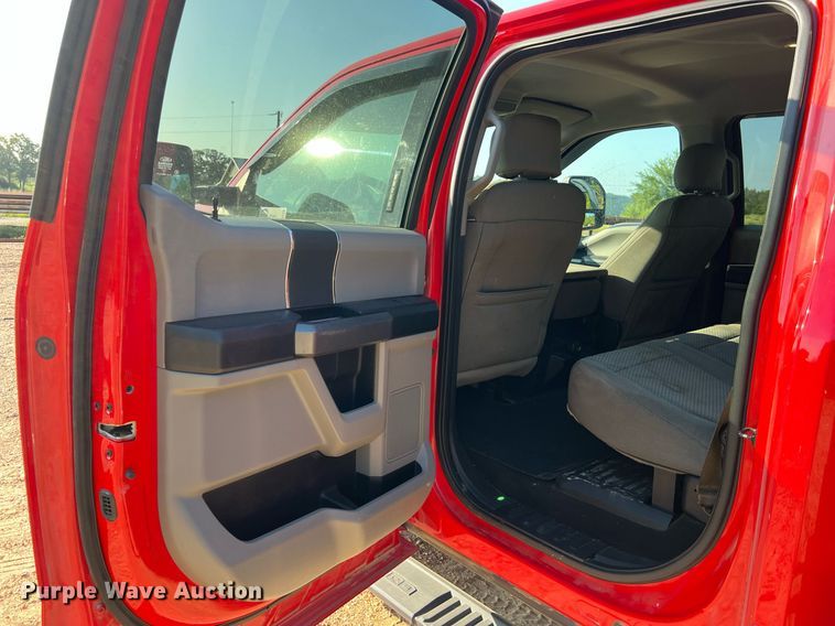 image for item DS3118 2017 Ford F450 Super Duty XLT bale bed truck