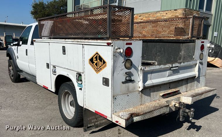 image for item DS3121 2015 Ford F450 Super Duty XLT Crew Cab utility / service truck